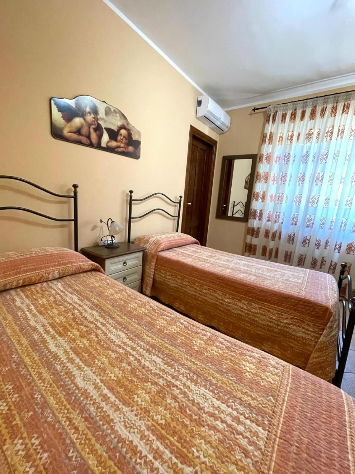 Villa Russo Caltanissetta Buitenkant foto